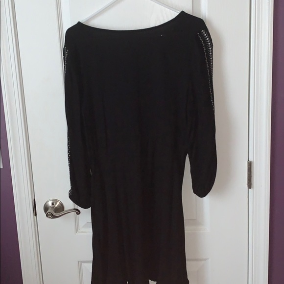 mudd long sleeve v-neck black dress - Picture 2 of 3